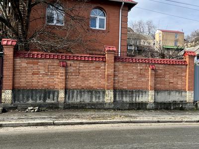 дом по адресу Киев, Карпатської Січі ул. (Гвардійська), 72