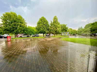 коммерческая по адресу  Староконстантинов, Ессенська ул., 2