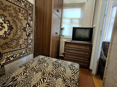 будинок за адресою Торговельна вул., 44