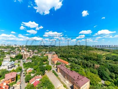 квартира за адресою Буслівська вул., 12