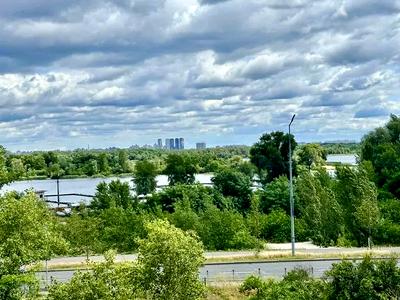 квартира за адресою Київ, Прирічна вул., 19