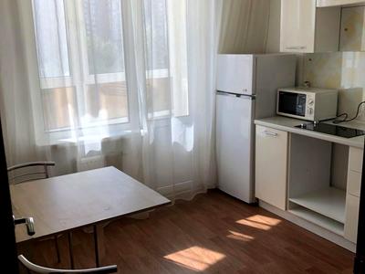 квартира за адресою Софії Русової вул., 5-Б