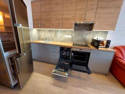 квартира за адресою Митрополита Василя Липківського вул. (Урицького), 38