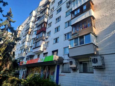 квартира за адресою Русанівський бульв., 4