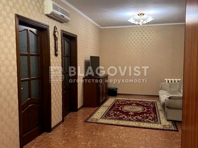 квартира по адресу Анны Ахматовой ул., 8г