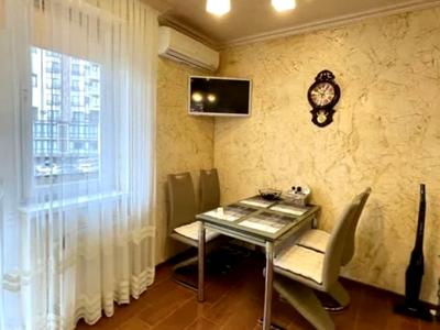 квартира за адресою Воскресенська вул. (Леніна), 28