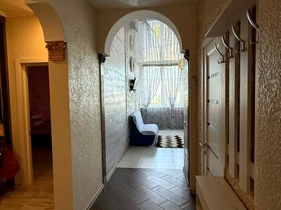 квартира за адресою Одеса, Середньофонтанська вул., 35