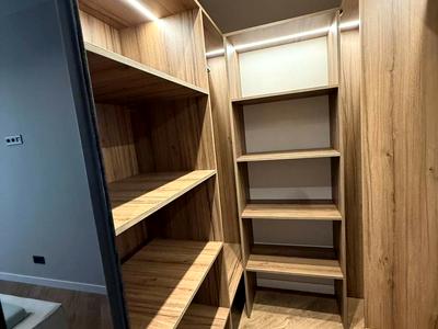 квартира за адресою Щаслива вул., 63