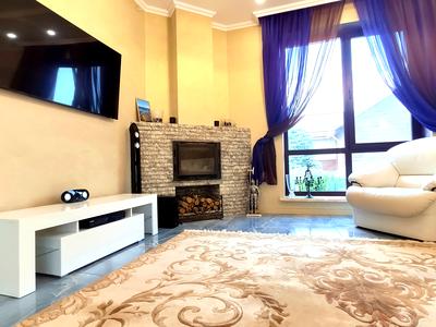 будинок за адресою с. Ревне, Київська