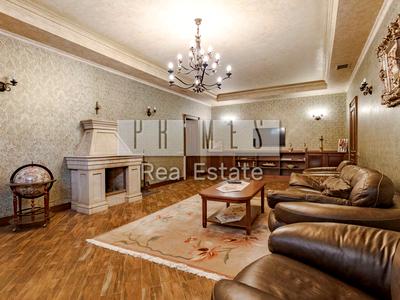 будинок за адресою с. Лісники, Ватутіна пров.