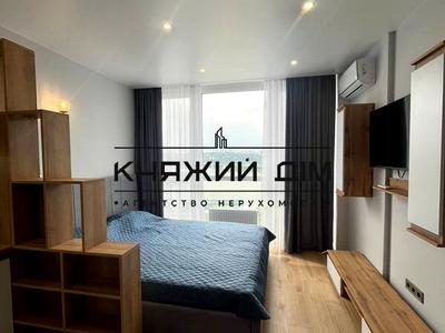 квартира за адресою Дніпровська набережна вул., 17В