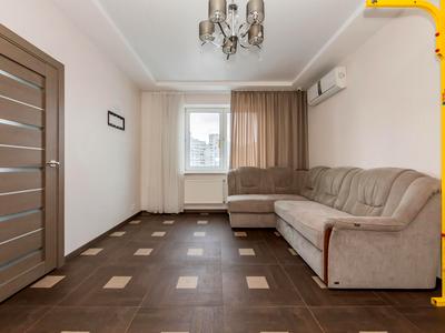 квартира за адресою Драгоманова вул., 25