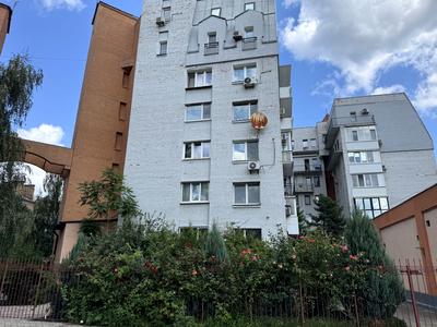 квартира за адресою Оленівська вул., 10