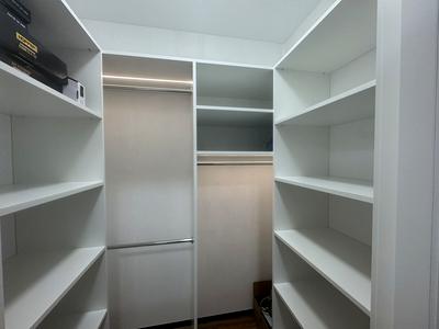 квартира за адресою Метрологічна вул., 107