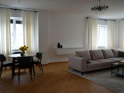 квартира за адресою Олександра Кониського вул., 28А-30А