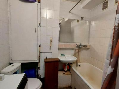 квартира за адресою Салютна вул., 25-А