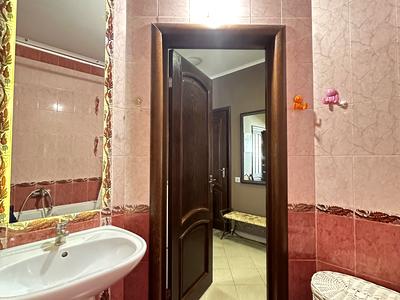 квартира за адресою Сім'ї Кульженків вул. (Петра Дегтяренка), 33