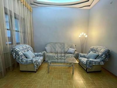 будинок за адресою Давида Бурлюка вул. (Гаршина), 8