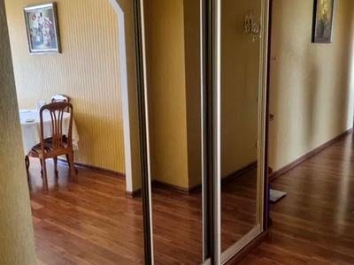 квартира за адресою Київ, Оноре де Бальзака вул., 4