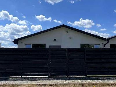 квартира за адресою Абрикосова, 28а