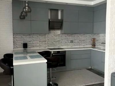 квартира по адресу Александровская ул., 1