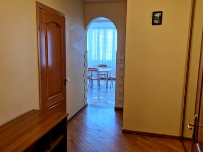 квартира за адресою Академіка Булаховського вул., 5-Г
