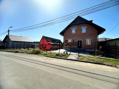 будинок за адресою с. Святопетрівське, Незалежності вул., 36-А