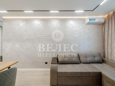 квартира за адресою Олександра Олеся вул., 5