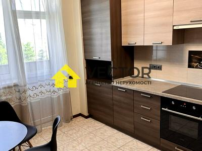 квартира за адресою Перспективна вул., 8
