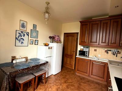 квартира за адресою Регенераторна вул., 4 к1-9