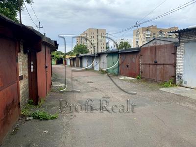 паркомісце за адресою Товарна вул., 10