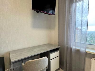 квартира за адресою Софії Русової вул., 7