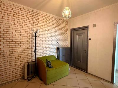 квартира за адресою Академіка Глушкова просп., 43