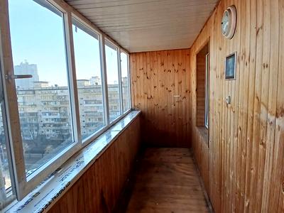 квартира за адресою Ореста Левицького вул. (Академіка Курчатова), 11