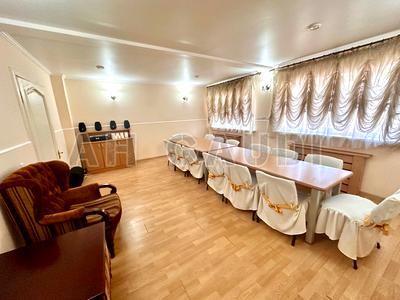 комерційна за адресою Суднобудівників пров., 7