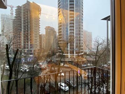 квартира за адресою Євгена Коновальця вул. (Щорса), 27