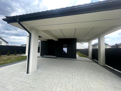 будинок за адресою Приозерна вул.