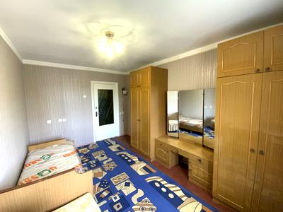 квартира за адресою Київ, Автозаводська вул., 5