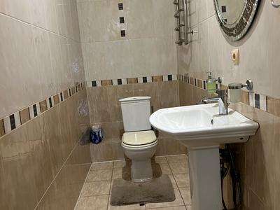 квартира за адресою Раїси Окіпної вул., 4
