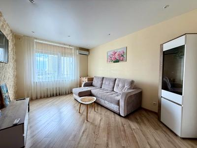 квартира за адресою Юнацька вул., 17