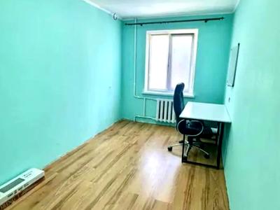 квартира за адресою Київ, Прирічна вул., 19