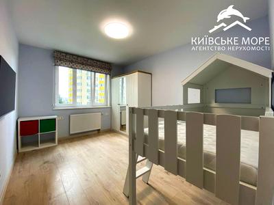 квартира за адресою Воскресенська вул., 18