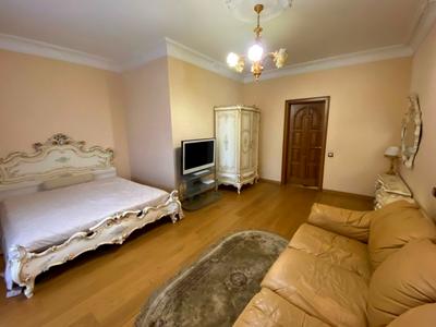 квартира за адресою Панаса Мирного вул., 12