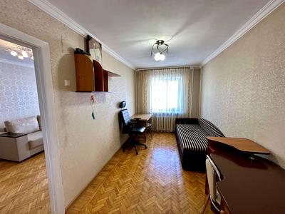 квартира за адресою Костянтинівська вул., 63/12