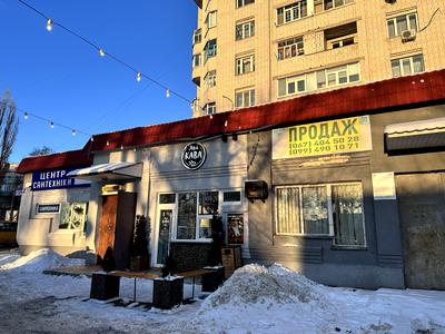 комерційна за адресою В'ячеслава Чорновола вул. (Войкова), 40а