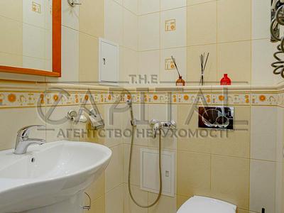 квартира за адресою Миколи Бажана просп., 12