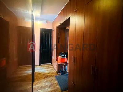 квартира за адресою Величковського, 44