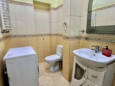 квартира за адресою Водна вул., 4