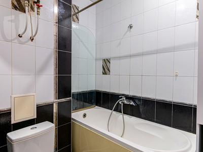 квартира за адресою Дніпровська набережна вул., 25