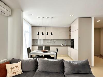 квартира за адресою Регенераторна вул., 4 к1